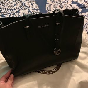 Michael Kors Tote